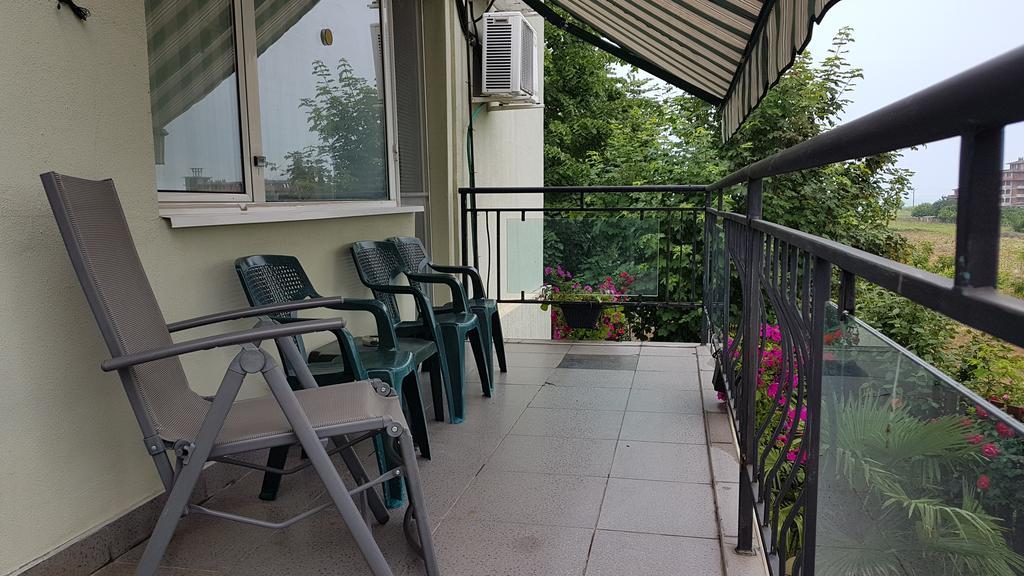 Aheloy Apartments 外观 照片